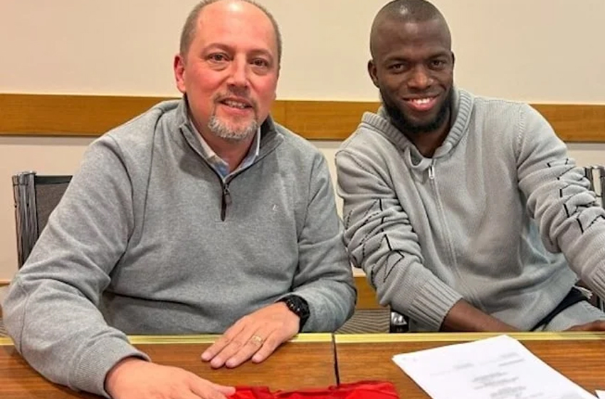 Fenerbahçe'den ayrılan Enner Valencia'dan 3 yıllık imza