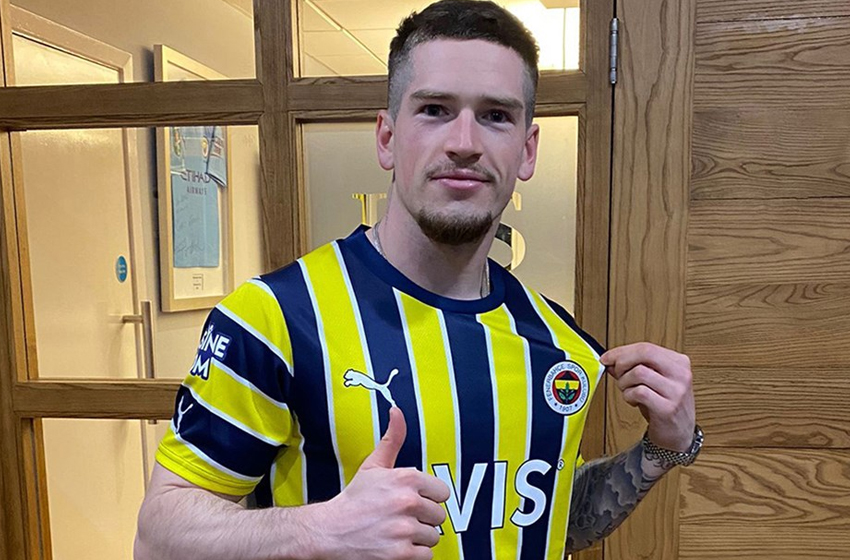 Fenerbahçe'nin yeni transferi Ryan Kent İstanbul'da