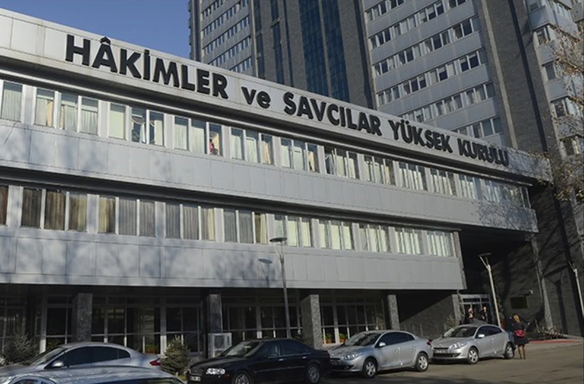 3 bin 423 hakim ve savcının görev yeri değiştirildi