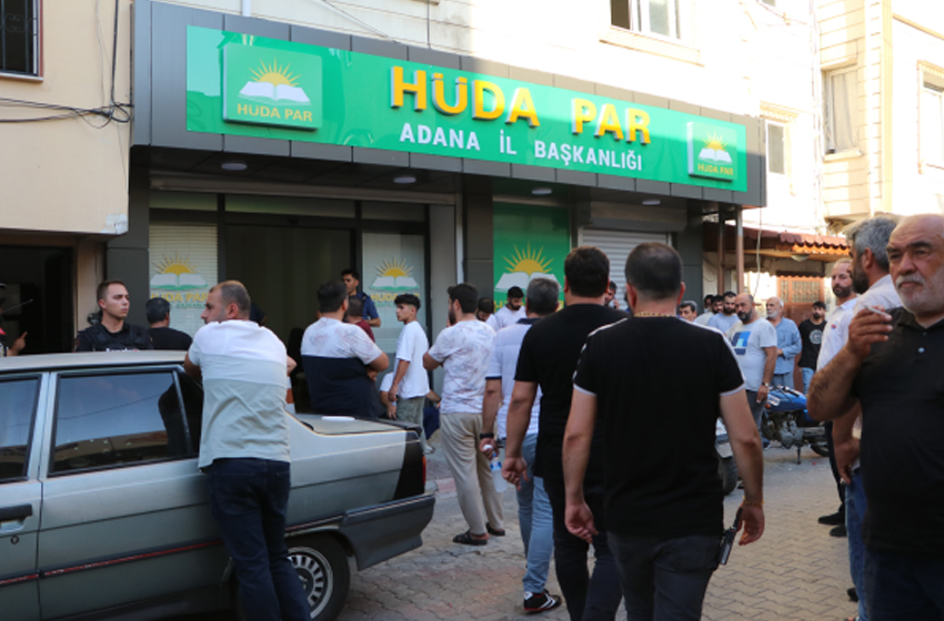 HÜDA PAR İl Başkanlığına yapılan saldırıda 1 kişi hayatını kaybetti