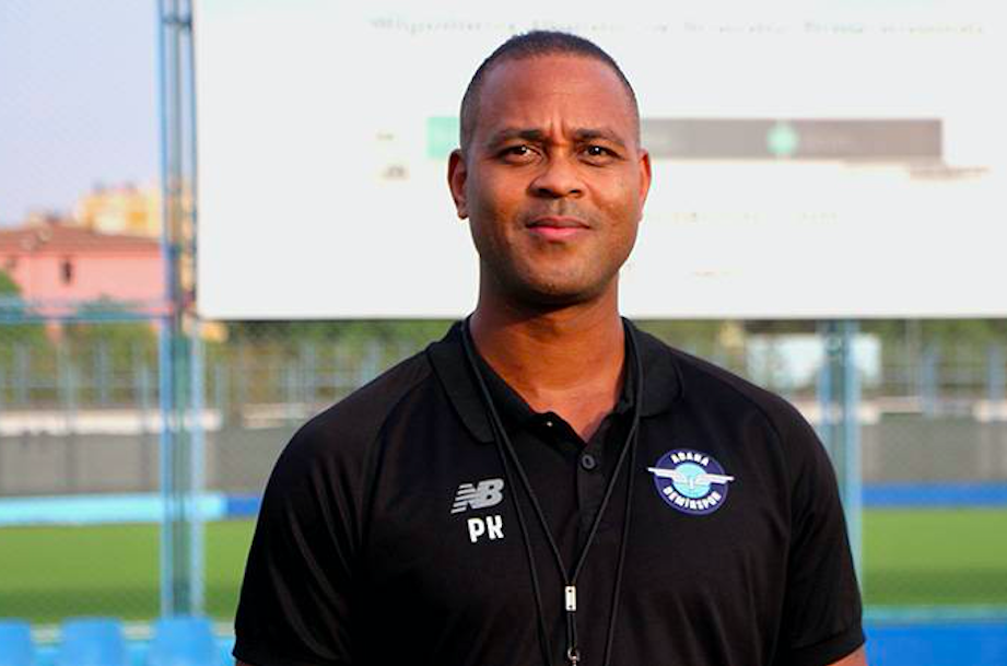 Kluivert: Bence Atatürk Olimpiyat Stadı'nda bir lanet var