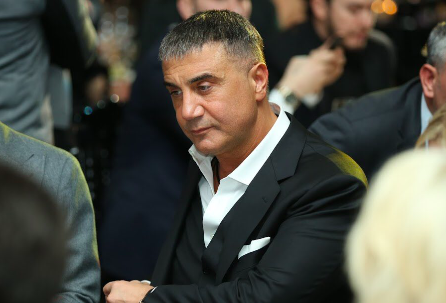 Sedat Peker'den Times Meydanı’nda kutlama: Yazılanlar dikkat çekti…