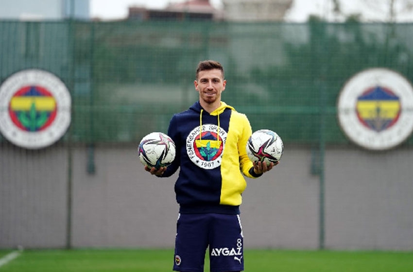 Fenerbahçe'de Mert Hakan Yandaş'a yol göründü