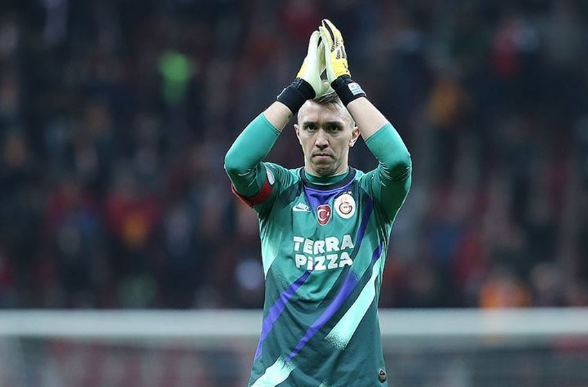 Muslera, Galatasaray'da ortalığı karıştırdı