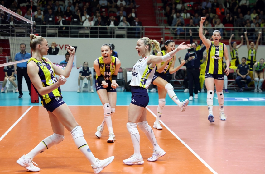 Tam 27 sayı yaptı! Arina, Fenerbahçe’yi liderliğe uçurdu!