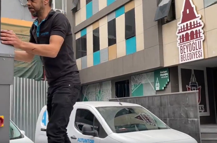 CHP'ye geçen Beyoğlu Belediyesi'nde mutfağı boşalttılar