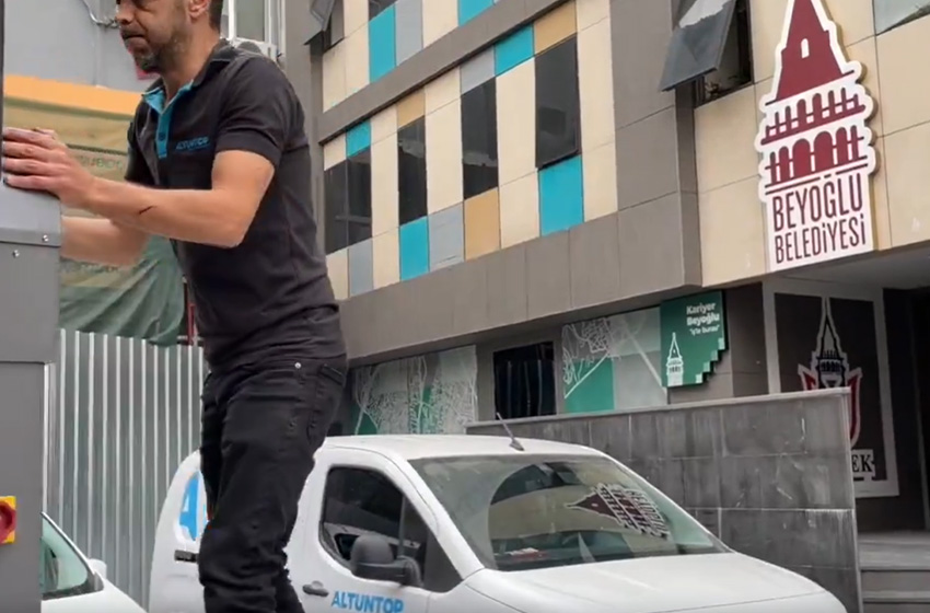 CHP'ye geçen Beyoğlu Belediyesi'nde mutfağı boşalttılar