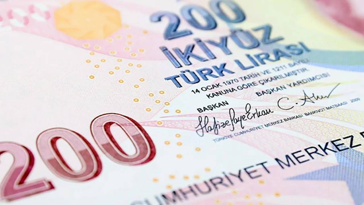 SON DAKİKA! 200 ve 50 liralık banknotlarda imza farkı!