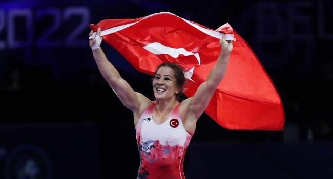 Alkışlarla! Yasemin Adar Yiğit olimpiyat kotasını kaptı