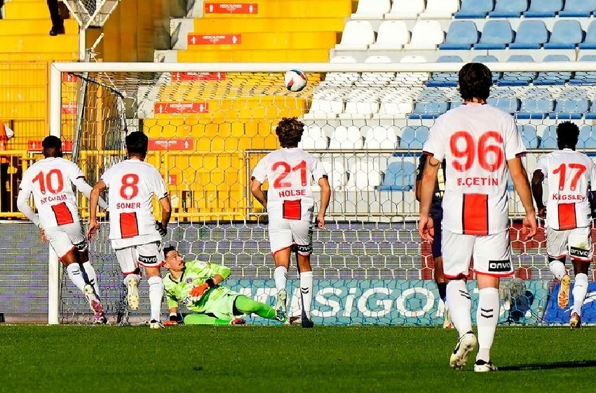 Samsunspor  20 dakikada Paşa'yı devirdi