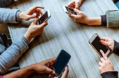 Akıllı telefonlar spor yapmayı unutturdu!