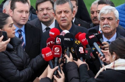 İmamoğlu'nu ziyaret eden Özel, Erdoğan'a seslendi: Yeni bir sürpriz olacak