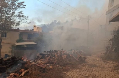Hatay'da yangın faciası: Bin 500 kişi tahliye edildi!