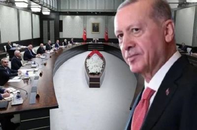 Erdoğan 4 bakanı daha görevden alacak