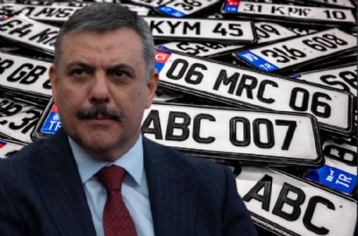 APP Plaka Kaosunda Mutlu Son