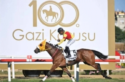 100. Gazi Koşusu'nun galibi Halis Karataş'lı 'Bay Nalçakan'
