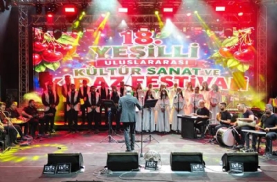 Kamuda Tasarruf Döneminde Milyonluk Festival:  Yeşilli’de ‘Kiraz Yok, İsraf Çok’ Tartışması
