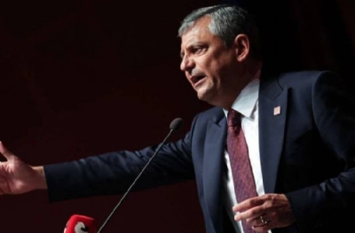 Özgür Özel YENİ Parti'nin Genel Başkan seçildi
