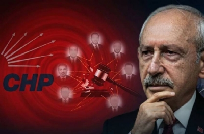 CHP İstanbul'da deprem: Özgür Çelik ile birlikte peş peşe istifalar geldi!